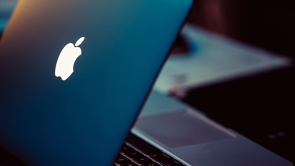 Взломавший Apple 13-летний подросток получил условный срок