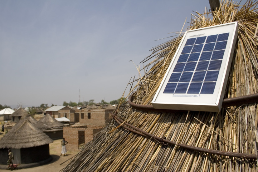 Солнечная батарея Tesla в Африке