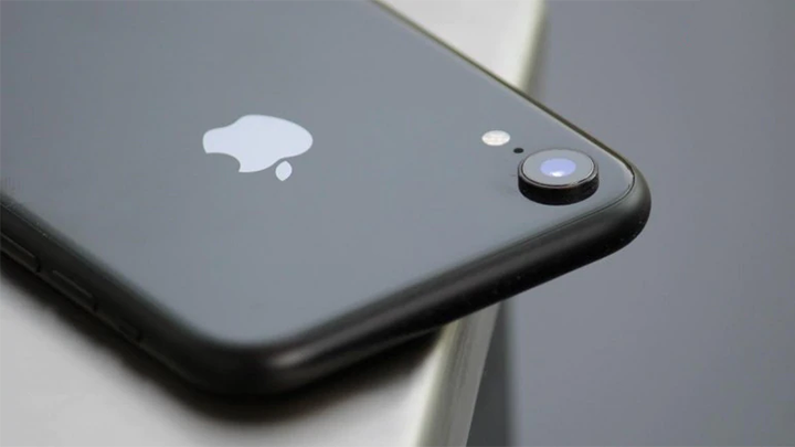 Названо важное отличие iPhone SE 2 от iPhone 8