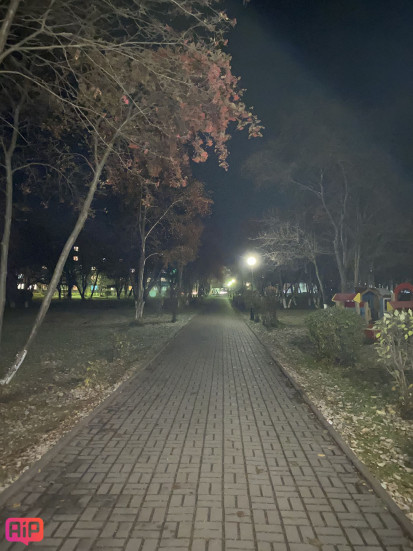Фото дня: как круто работает ночной режим на менее дорогом iPhone 11