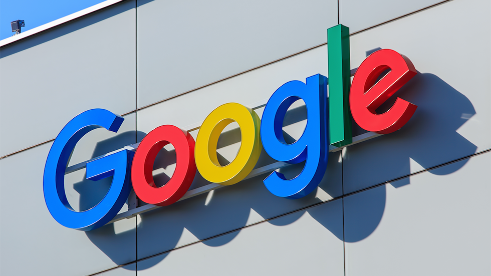 Бюрократическая ошибка не дает России собирать «налог на Google»