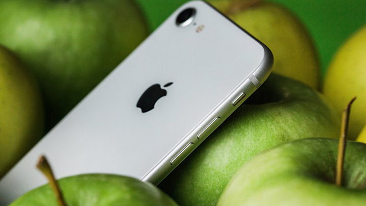iPhone SE 2 получит поддержку быстрой зарядки