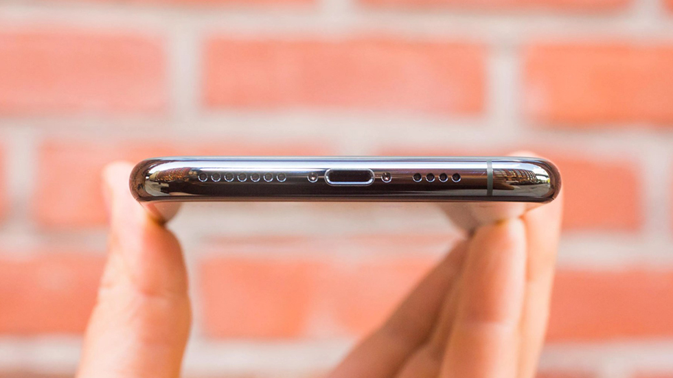 Apple раскритиковала возможный запрет разъема Lightning в iPhone