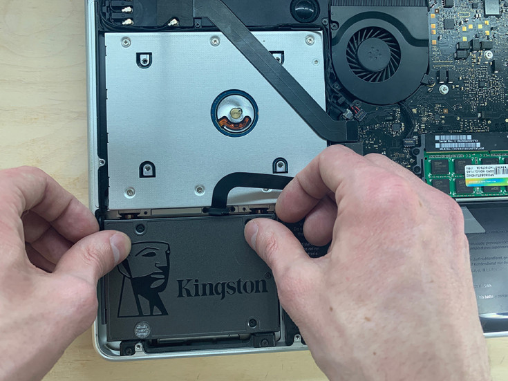 Как установить SSD-диск в MacBook Pro