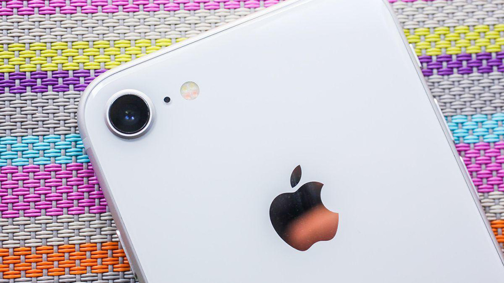 Раскрыты первые сведения о камере бюджетного iPhone SE 2