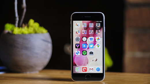 iPhone SE (2020) вышел — обзор, цена, характеристики и фото