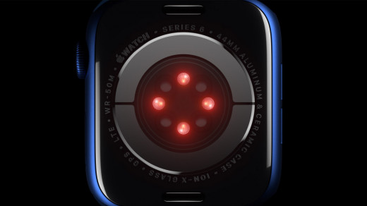Apple Watch Series 6. Новый датчик уровня кислорода в крови состоит из четырёх светодиодных кластеров и четырёх фотодиодов