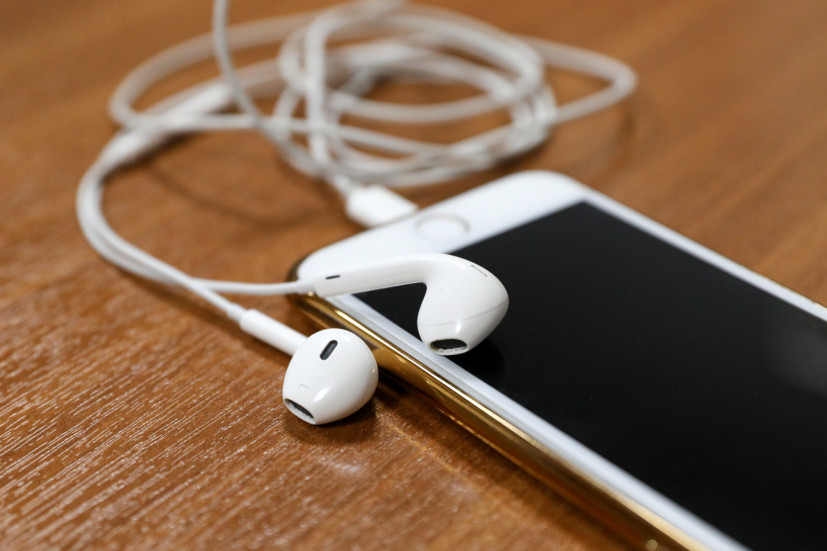 Apple откажется от наушников EarPods