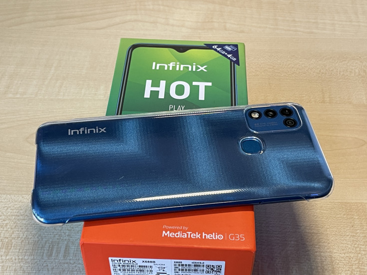 Смартфон Infinix Hot 10 Play