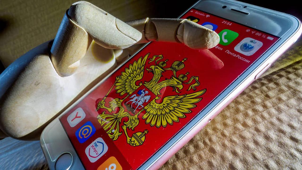 Обязательная установка российского ПО на iPhone? Apple нашла способ обойти закон!