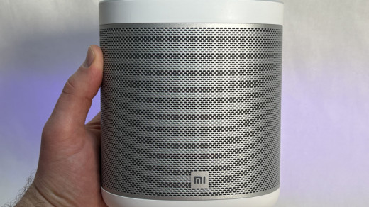 Mi Smart Speaker - умная колонка с голосовым помощником Марусей от Xiaomi
