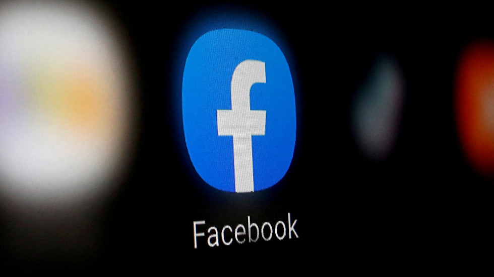 Роскомнадзор частично ограничит доступ к Facebook в России — что делать?