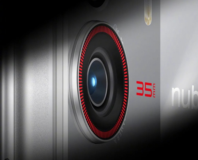 Как снимает Nubia Z40 Pro — первый в мире смартфон с 35-миллиметровым объективом