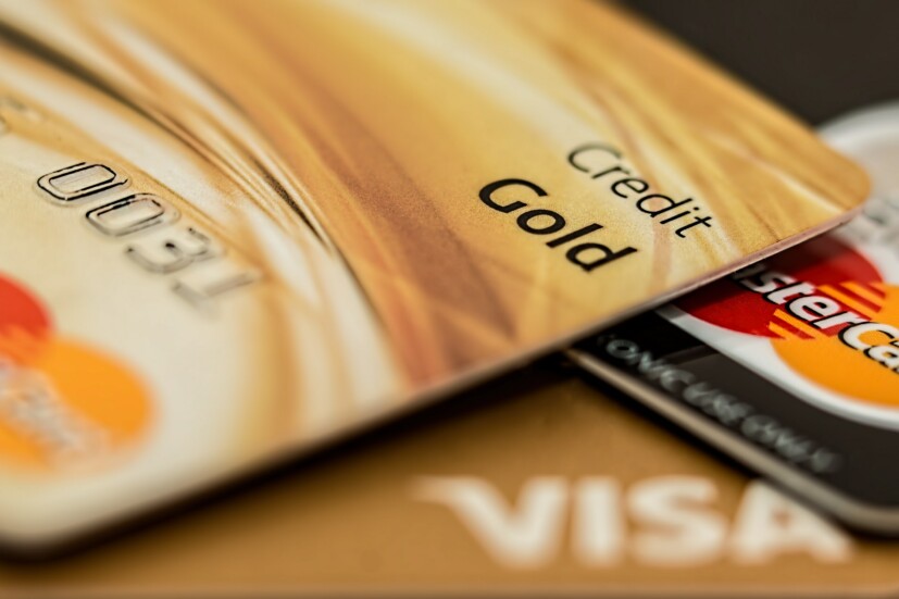 В Москве можно открыть карты Visa Gold — с нее можно оплачивать покупки в App Store и в других странах