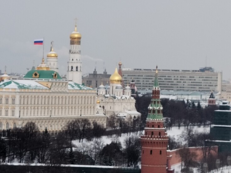 Вид на Кремль. Фото на HONOR X9a с 8—кратным увеличением